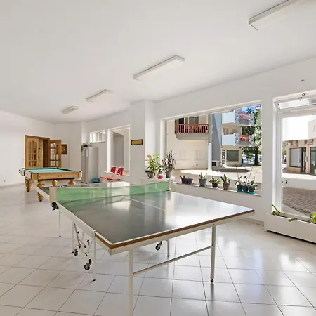 T2 Com Piscina Centro * Vilamoura