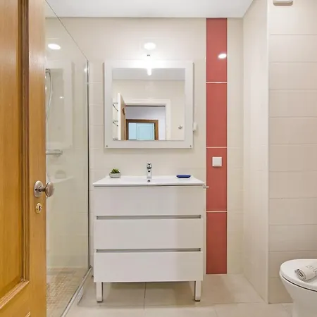 T2 Com Piscina Centro 아파트 *