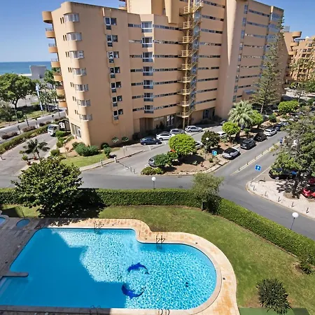 T2 Com Piscina Centro *