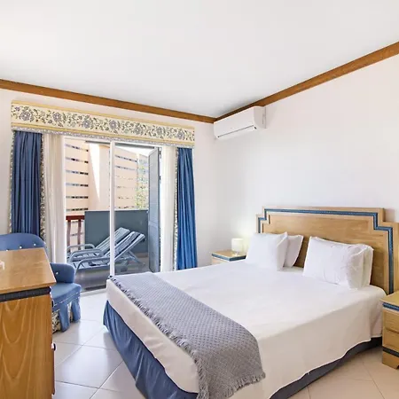 T2 Com Piscina Centro