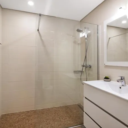 T2 Com Piscina Centro アパート