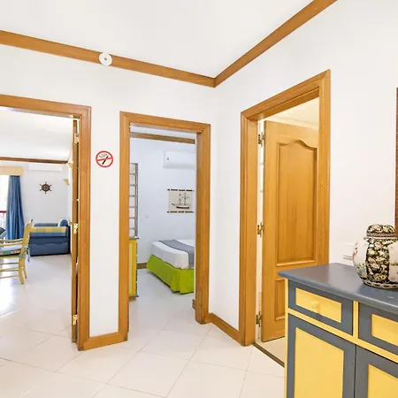 T2 Com Piscina Centro * Vilamoura